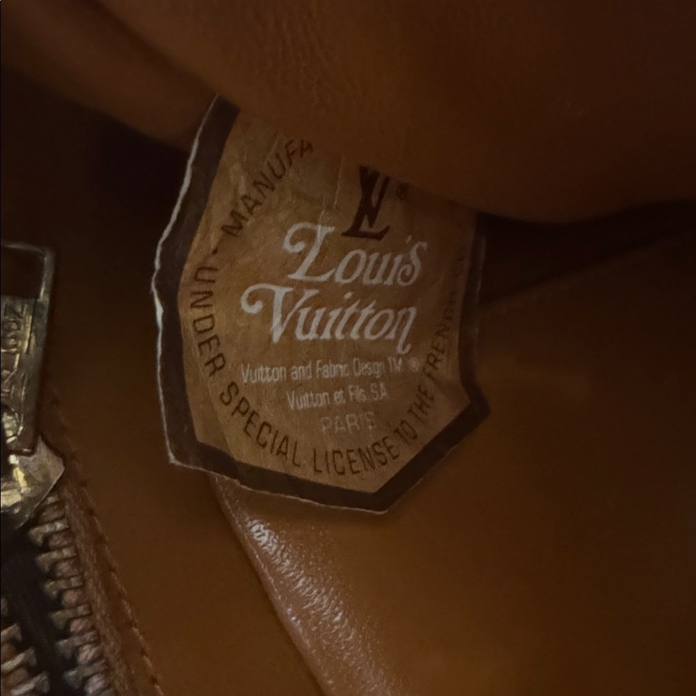 VINTAGE Louis Vuitton Shoulder Bag - Picture 11 of 16